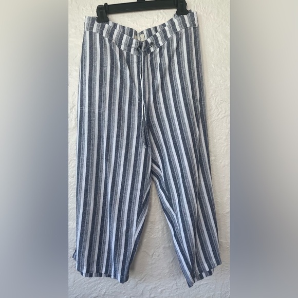 PER SE LINEN BLEND BEACHY NAVY/GREY/WHITE STRIPED WIDE LEG CAPRI PANTS; size 3X - Picture 1 of 6